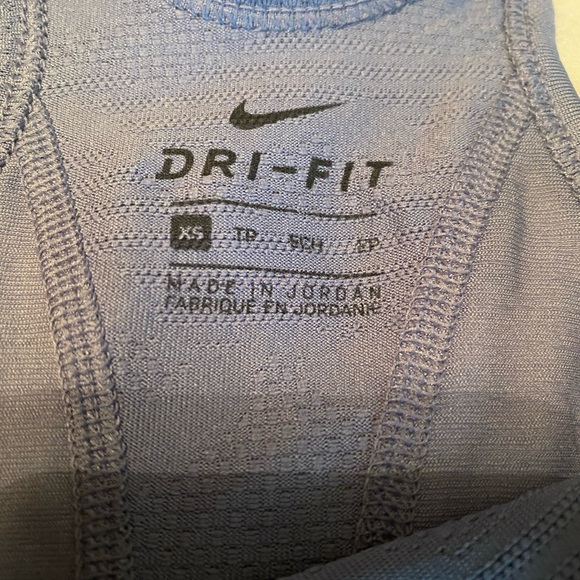 Nike Dri-fit Tank Top - Picture 4 of 4